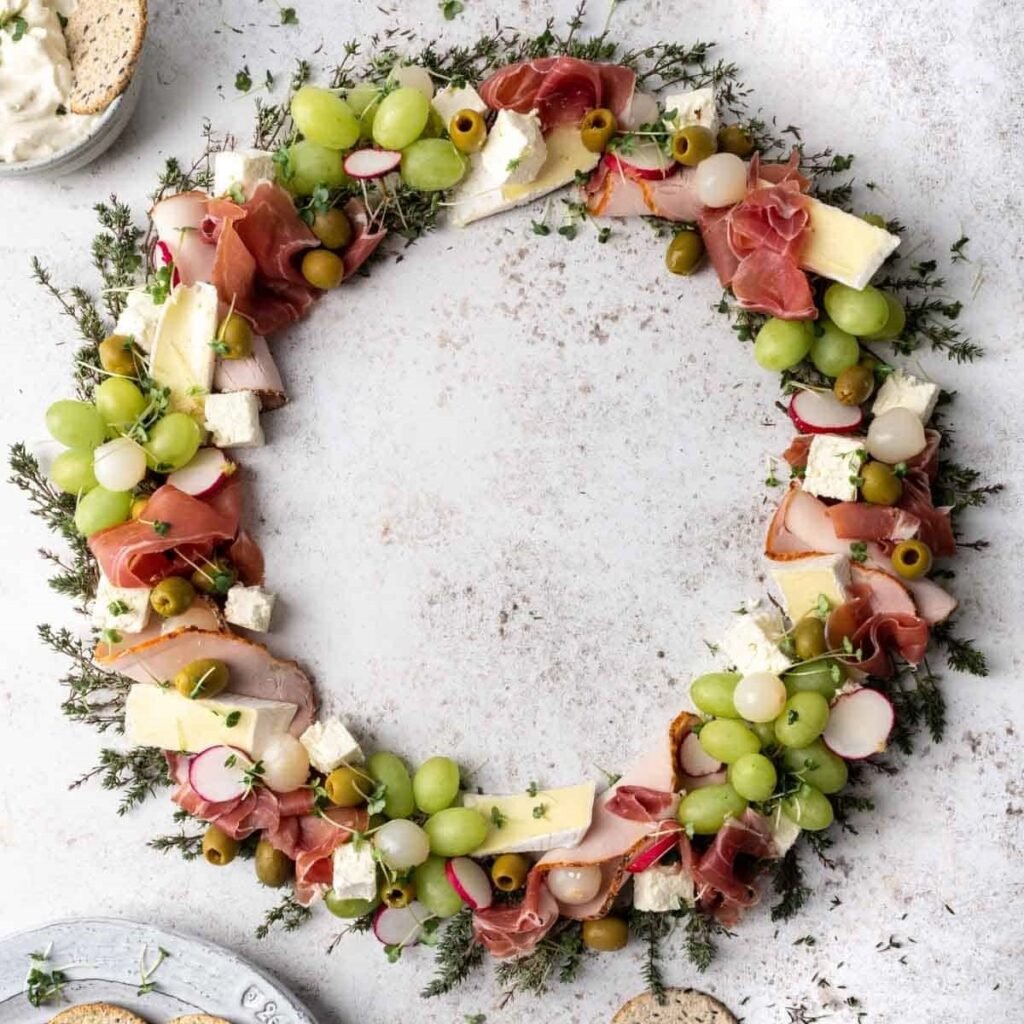 20 Festive Christmas Charcuterie Board Ideas 5 image 16