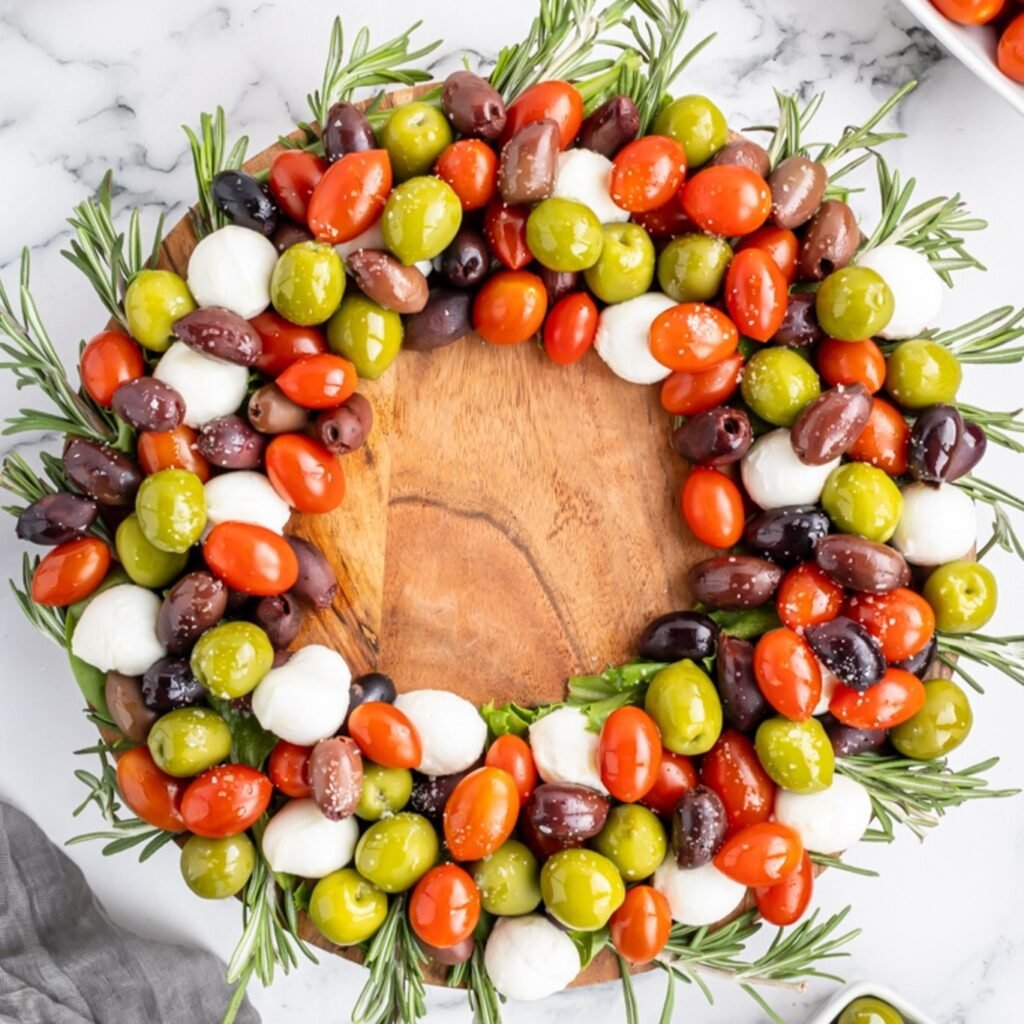 20 Festive Christmas Charcuterie Board Ideas 16 image 22