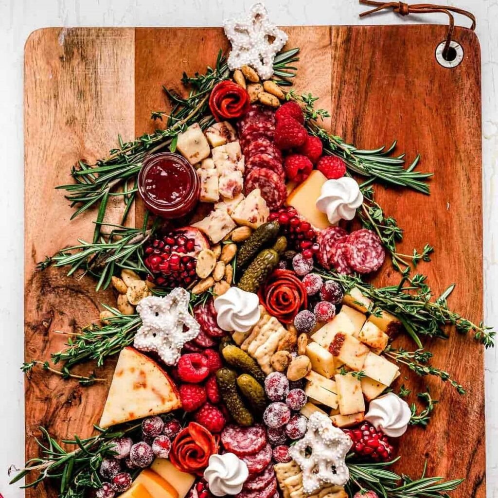 20 Festive Christmas Charcuterie Board Ideas 10 image 24