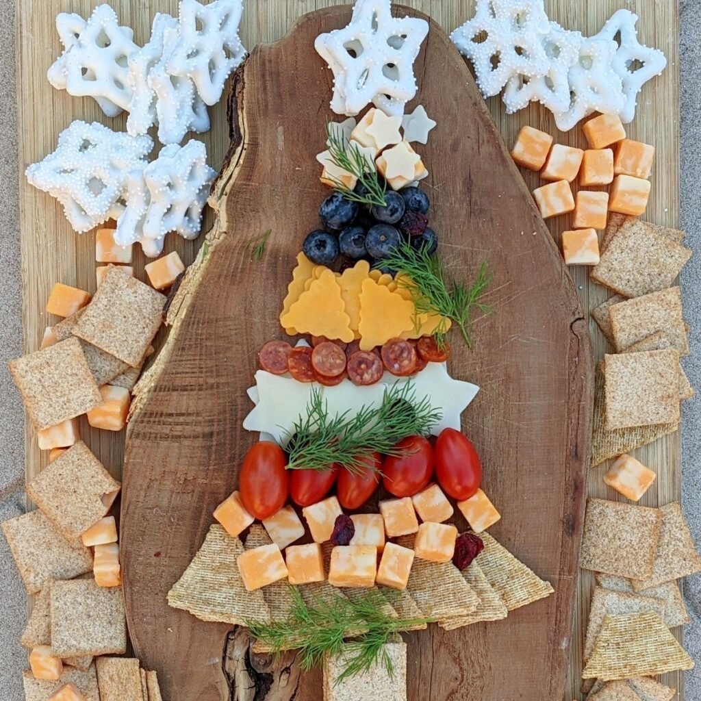 20 Festive Christmas Charcuterie Board Ideas 12 image 25