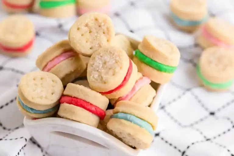 30 Easy Christmas Cookies Recipes Everyone Will Love 25 image 6